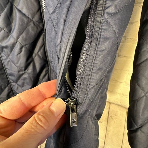 Columbia Jacket womens Medium Blue Navy Copper Crest Long Hooded Plush Fur Lined - Picture 2 of 9